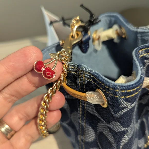 Coach Drawstring Wristlet Mini Bucket Bag in Signature Denim NWT - Picture 5 of 12